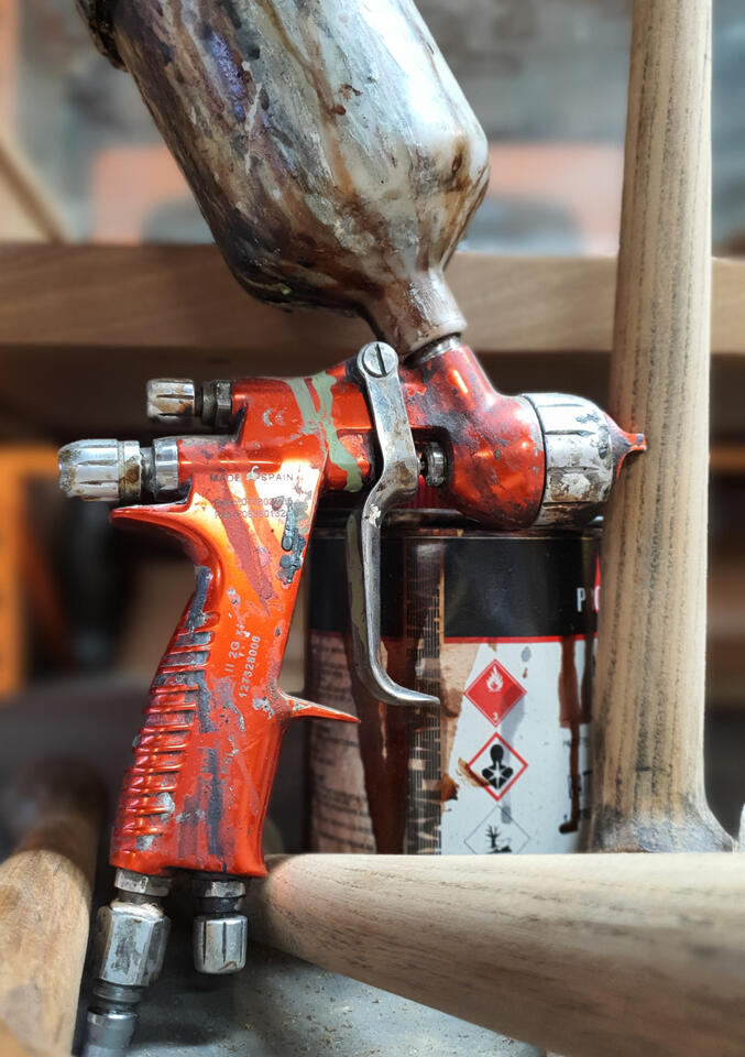 wood spraying, french polish leather colouring sagola services Furnichur Lake Taupo